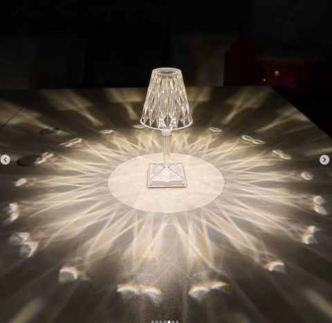 USB Rechargeable Diamond Table Lamp Acrylic Decoration Lamp Bedroom Bedside Crystal Table Lamp Gift Night Light Lighting Device.