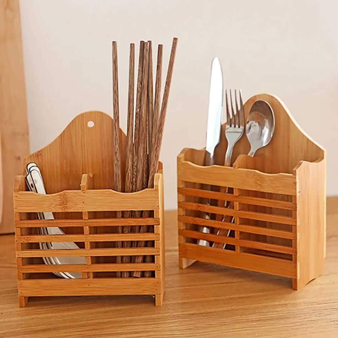 Spoon holder made of wood